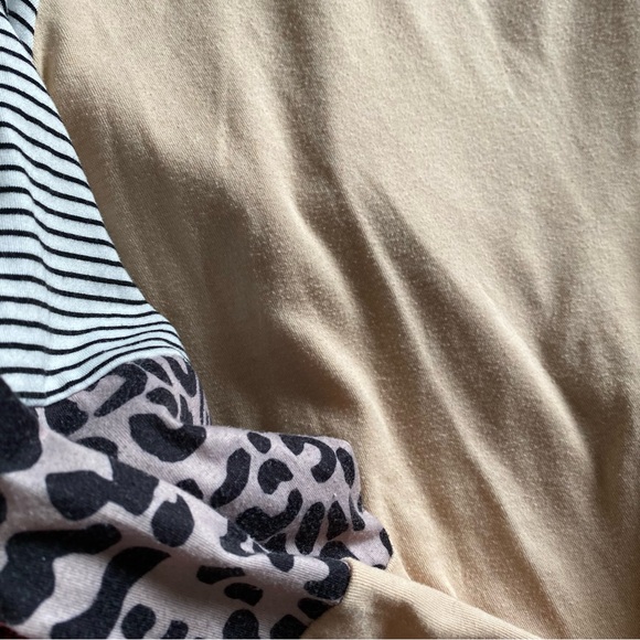 Size large women’s long sleeve top - Picture 3 of 7